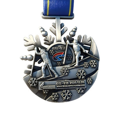 comprar 3′′ 76mm de aleación de zinc personalizada de esquí de invierno Medallas de eventos metálicos Premio de la carrera de esquí de Navidad Fabricación en línea